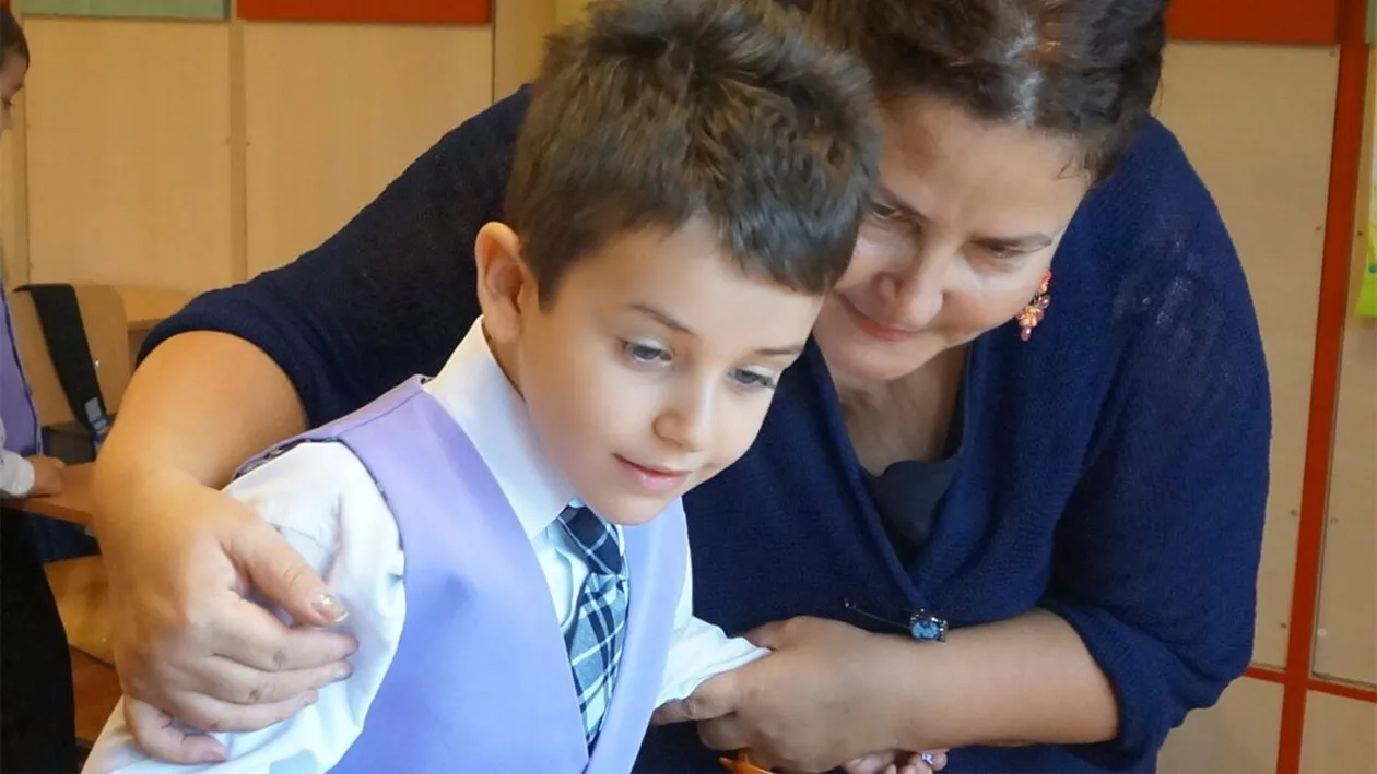 Ce salariu lunar primește o educatoare într-o grădiniță particulară din București