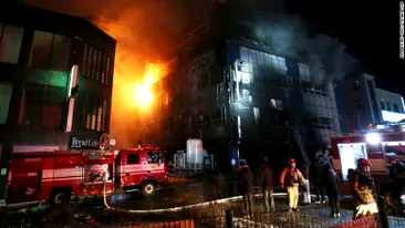 Incendiu violent la o sală de fitness! 29 de oameni au murit arşi de vii, după ce flăcările uriaşe s-au răspândit repede