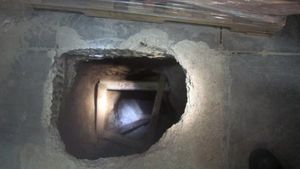 Un tunel secret prin care erau transportate droguri descoperit între SUA și Mexic