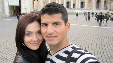 Isi “bantuie” logodnica la trei ani de cand a murit pe terenul de fotbal! Tanara doarme si azi in pijamalele iubitului si crede...