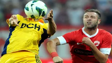 FOTO Pulhac a trecut prin momente de groaza! Fanii le-au facut cruci si sicrie jucatorilor! “Eu nu am fost trecut pe cruce!”