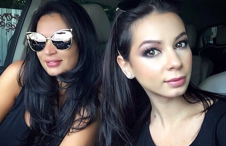 Nicoleta şi Iuliana Luciu se întorc la tv! În ce emisiune vor apărea cele mai sexy surori din showbiz