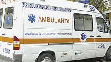 Un mort si patru raniti in urma unui accident pe DN 7, unde un TIR a lovit un autoturism