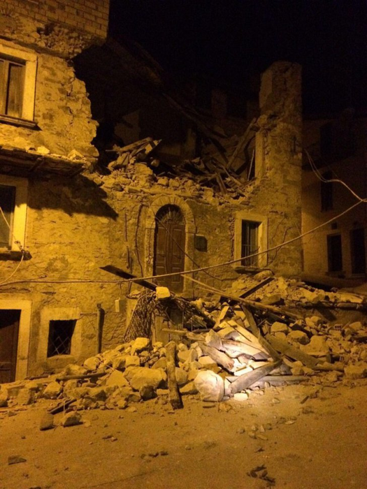Un român a murit şi alti 2 sunt răniti, în urma cutremurului din Italia