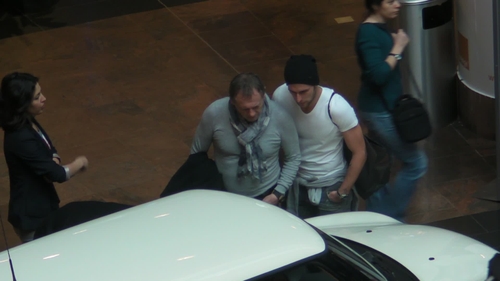 Ilie Balaci, cu ginerele la cumparaturi. “Minunea Blonda” si Adrian Ungur au fost impresionati de un autoturism
