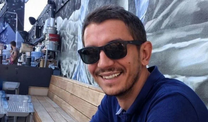 Alexandru Socol, protestatarul fotograf din Piața Victoriei, a murit. Avea doar 33 de ani