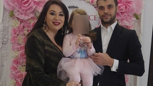 Ce a postat pe Facebook OANA ROMAN, după ce fosta iubită a soţului ei a jignit-o!