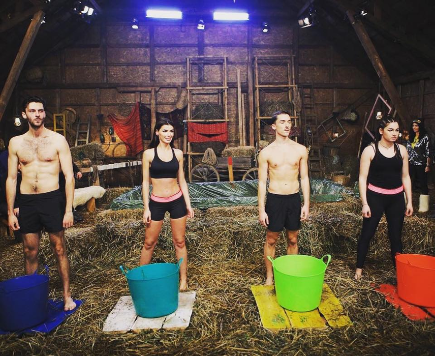 Miss România s-a dezbrăcat la Ferma de la Pro TV! Ioana Filimon a arătat tot