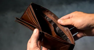 Val nou de scumpiri de la 1 iulie 2025. Românii vor scoate de 3 ori mai mulți bani din buzunar
