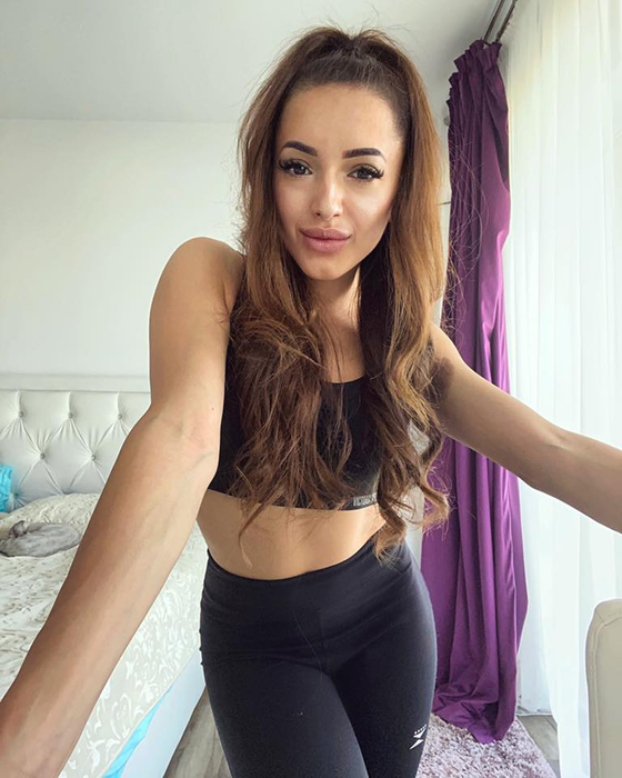 Larisa Iordache este din nou singură. Sexy-gimnasta, părăsită de iubit la doar trei luni de la logodna. FOTO