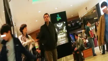 Oricat ar fi de ocupat, Lucian Mandruta gaseste timp pentru familia sa. Vezi ce a facut jurnalistul in weekend