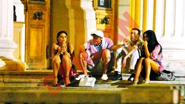 Au fumat iarba pe treptele Ateneului