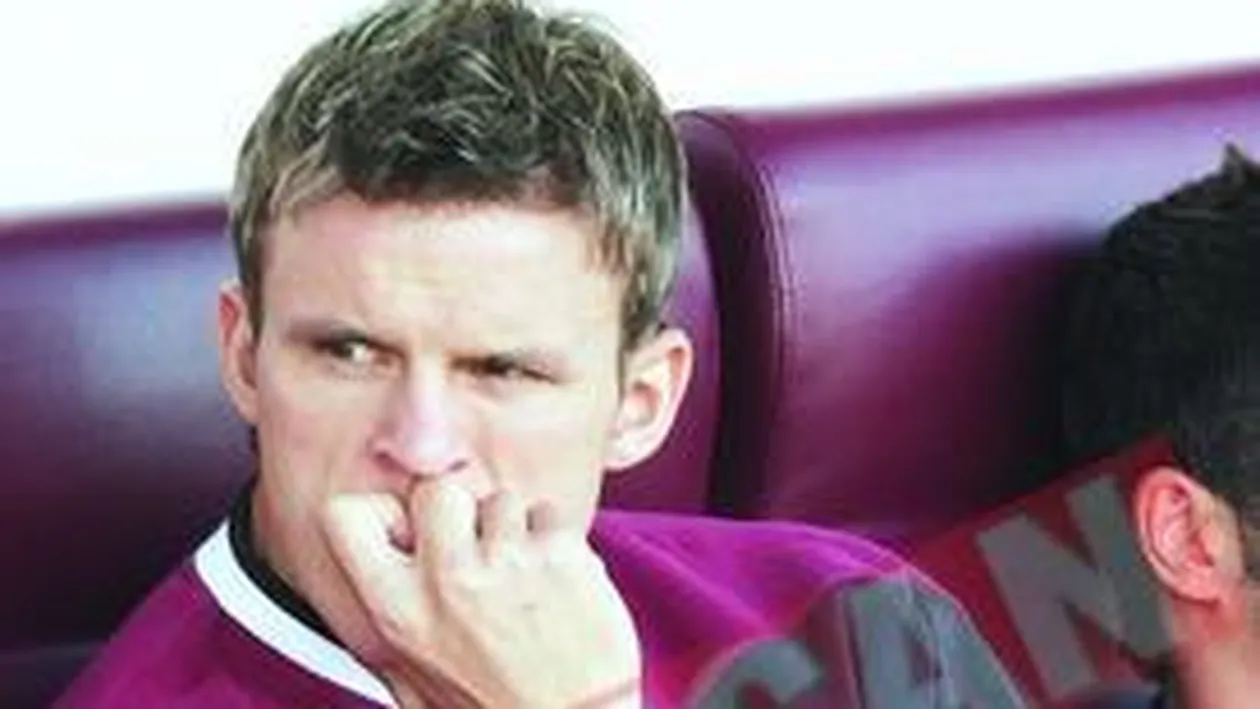 Ofiterul de presa de la Rapid vrea sa-l vanda pe Costin Lazar