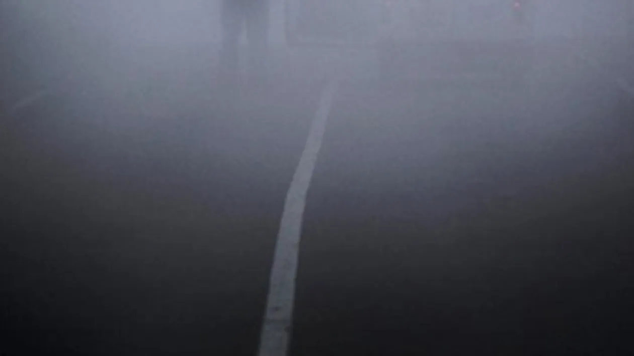 Avertizare de ceata in mai multe judete din Romania! Circulatia pe DN-uri si pe autostrazi este ingreunata!