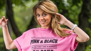 Andreea Ibacka, extrem de provocatoare cu sfarcurile la vedere! Gafa pe care a facut-o la un eveniment