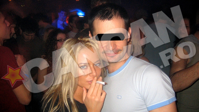 Paparazzii Cancan.ro le-au fotografiat pe vedetele care s-au relaxat...cu câte o ţigară dubioasă!