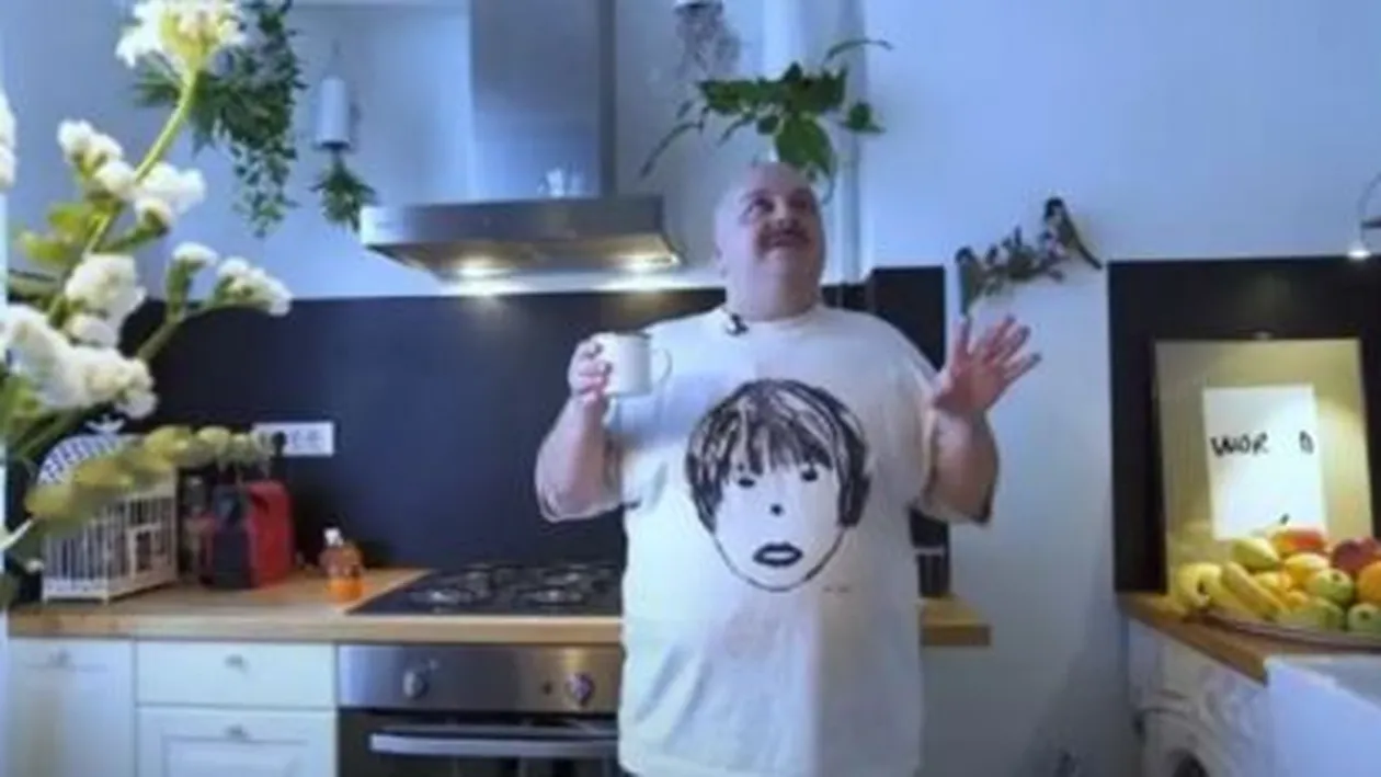 Cum arată casa în care locuiește fostul concurent Asia Express de la Antena 1, Zarug „Arată ca o colivie”