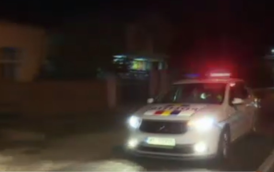 Ultimele imagini cu fetița dispărută în Dâmbovița! Cum a fost filmată de camerele de supraveghere