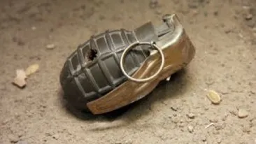 Un bărbat s-a aruncat în aer folosind o grenadă, la Universitatea din Cernăuţi