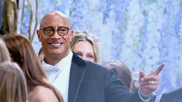 Dwayne Johnson, apariție surpriză la Met Gala 2026. Actorul a purtat o fustă și a explicat mesajul din spatele ținutei