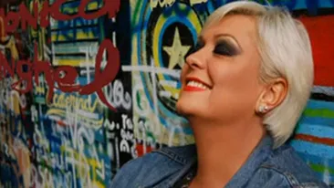 Smiley continua sa scrie versuri triste dupa despartirea de Laura Cosoi! Asculta aici ce piesa i-a compus Monicai Anghel