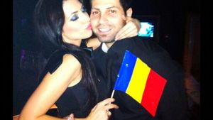 Celia ii arata iubitului toate frumusetile Romaniei. Sambata seara, l-a dus la manele si au dat din buric pe muzica lui Minune!