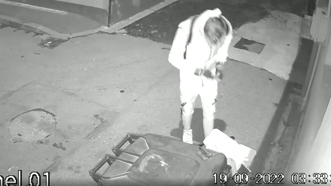 Credea că nimeni nu îl vede, dar camerele de supraveghere l-au prins în fapt. Ce făcea acest clujean noaptea, la ora 3:33, pe o stradă din Someșeni