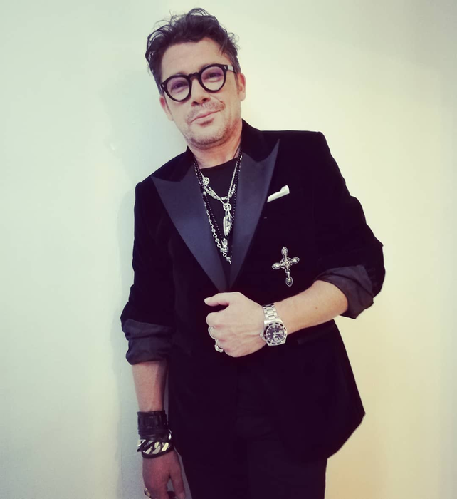 Cristi Iacob dă din culisele celui mai nou film de comedie, Complotul bonelor: ”Eu sunt javră bătrână!”