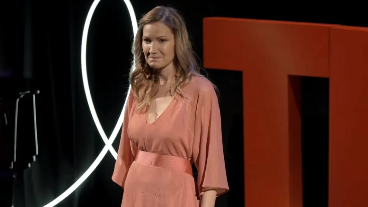 Melania Medeleanu, în lacrimi după ce a fost nevoită să răspundă la o întrebare intimă