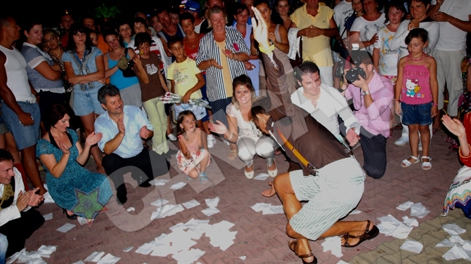 Radu Mazare a dansat pe muzica greceasca
