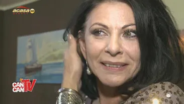 Elena s-a lipit de un nou scandal cat casa! Cantareata si-a pus-o in cap pe una dintre cele mai bune prietene!