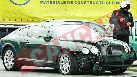 Accident cu Bentley-ul lui Vicol