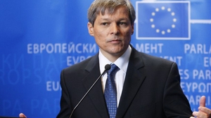 DECIZIE de ULTIMA ORA! Ce a hotarat premierul Ciolos privind cresterea salariului minim si a pensiilor