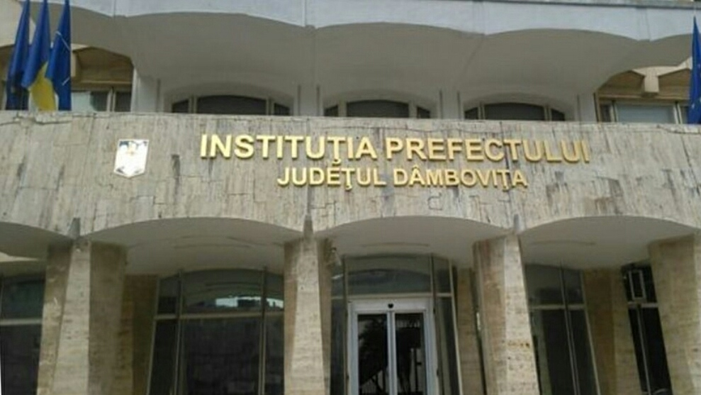 Alertă în județul Dâmbovița, după ce angajații unei primării s-au infectat cu COVID-19. Școlile sunt în scenariu roșu, iar localitatea ar putea fi închisă