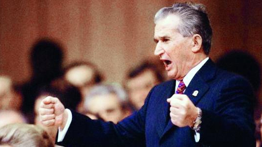 Ce avea in comun Ceausescu cu Botezatu! Ultima fotografie cu dictatorul inainte sa fie impuscat