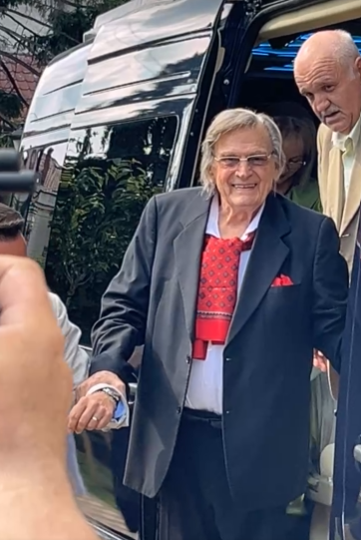 Cum arată Florin Piersic la 90 de ani? Actorul n-a renunțat la aparițiile publice