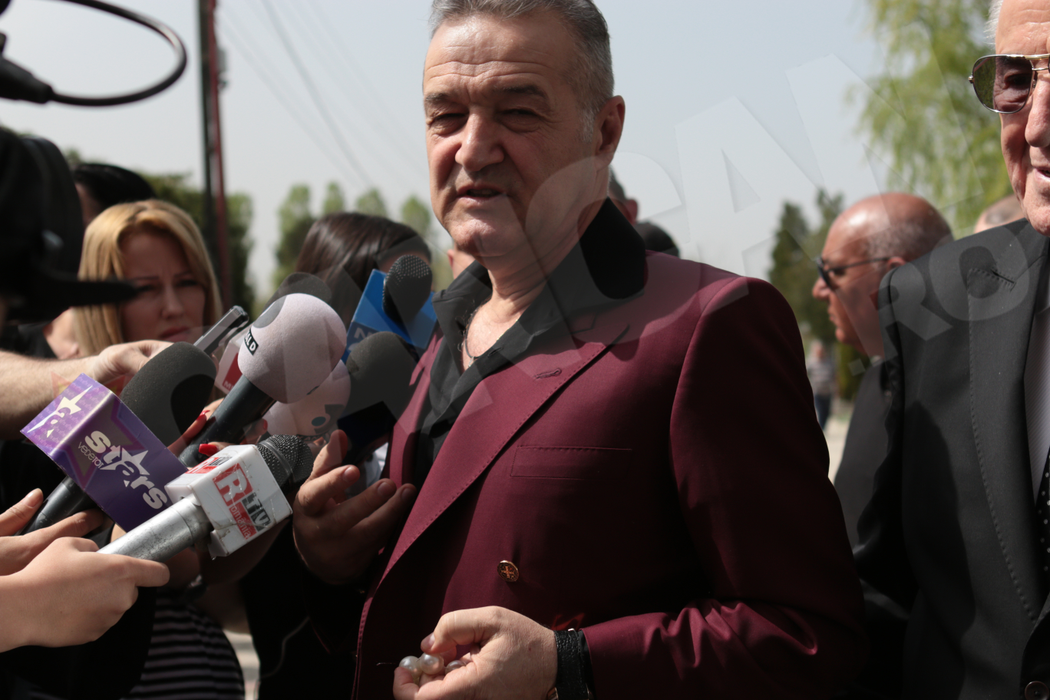 CORNEL PATRICHI, condus pe ultimul drum! Familia şi-a luat ”Adio” de la maestru