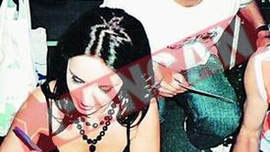 Andreea Marin, intr-un calendar cu un metis