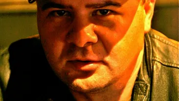 Mistretul, de la Cronica Carcotasilor: Este un ramas bun sau un tipat infundat de durere. Serban isi ia ramas bun intr-un mod dur, dramatic si nedrept