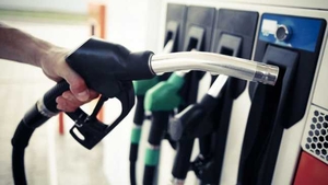 Metoda "benzina" a lăsat rapid un bărbat fără 200 de lei. Cum procedează indivizii