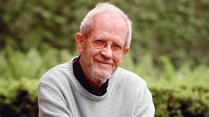 Veştile tragice se ţin lanţ! A murit scriitorul şi scenaristul american Elmore Leonard