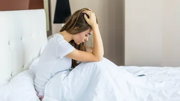 Semnele din timpul somnului care îți arată că ceva nu e în regulă. 4 probleme ignorate de mulți