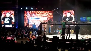 Xena de Romania, ardeleanca care se lupta in cusca, a luat bataie in ultima gala! “Totusi e MMA, nu balet!”