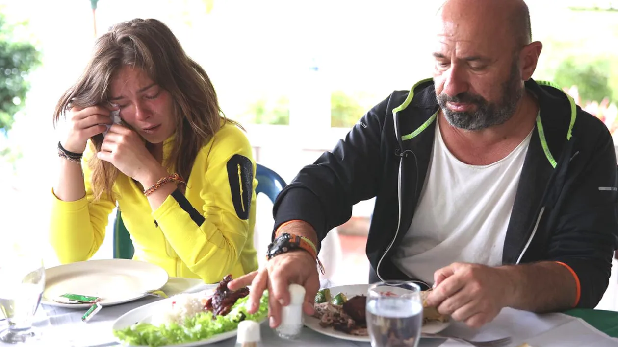 Detalii din dormitorul lui Cătălin Scărlătescu și al Doinei Teodoru. Ce se întâmplă în pat, de fapt