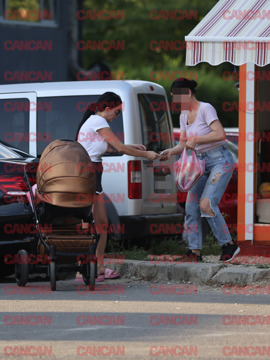 Fosta asistentă TV are acum deprinderi de gospodină (Foto: CANCAN.RO)