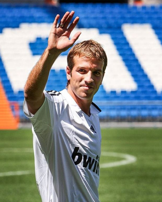 Cum a ajuns Estavana Polman, iubita lui Rafael van der Vaart, la Rapid! “Aveam nevoie de o jucătoare pe poziția ei” | GALERIE FOTO