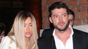 A cedat nervos! In ziua divortului, Slav si-a pierdut cumpatul si a intrat intr-un schimb de replici halucinant: “Esti prost rau"
