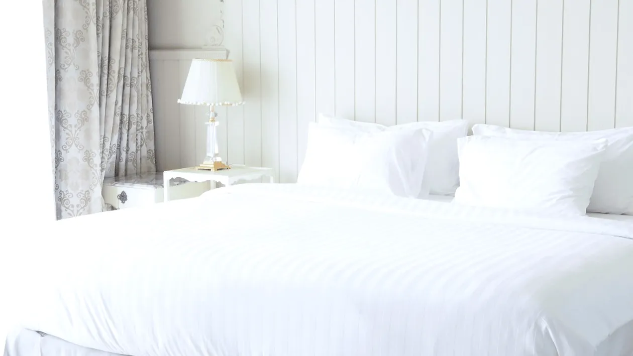 (P) De ce te simți obosit dimineața, chiar dacă dormi suficient