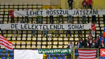 Se întâmplă în România! Banner în limba maghiară la meciul din Cupa României a lui Sepsi OSK Sf. Gheorghe!!!