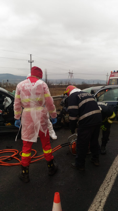 Accident grav pe DN1! Două persoane au murit și alte trei au fost rănite